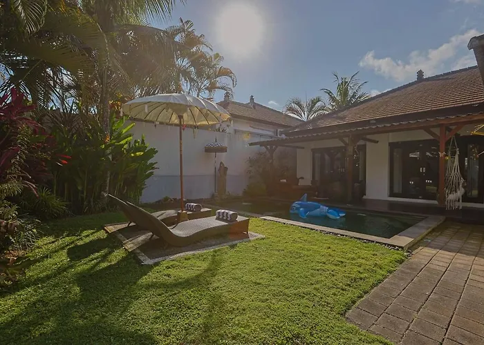 Spacious 3br Family With Pool-villa Makrando