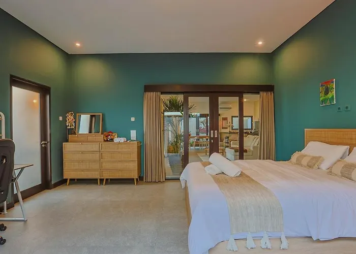 Spacious 3br Family With Pool-villa Makrando ウブド