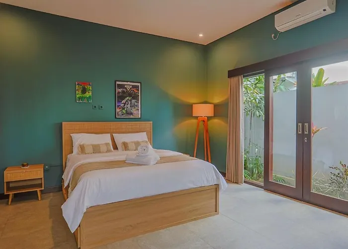 Spacious 3br Family With Pool-villa Makrando
