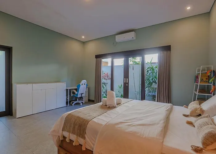 ヴィラ Spacious 3br Family With Pool-villa Makrando *